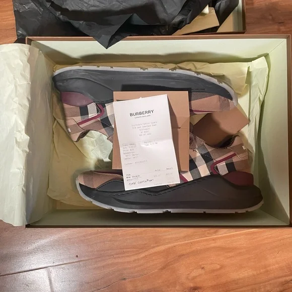 Ramsey Check Low Top Sneaker Size 41 (9) Mens